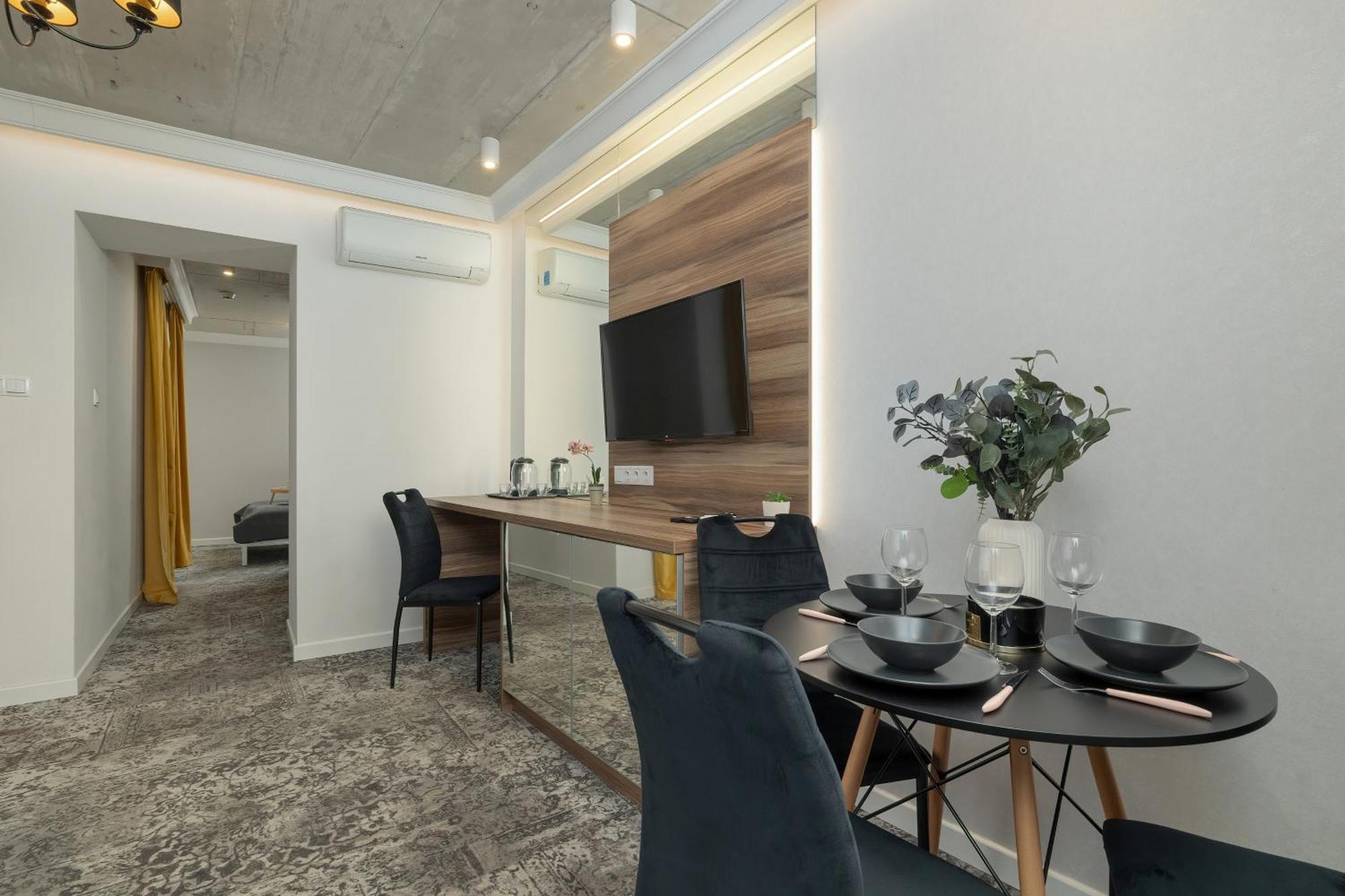 Modern & Comfy Apartment Rakowicka 6 Cracow By Renters Krakkó Kültér fotó